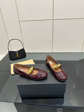 ALAIA BALLET SHOES 25S IN DARK RED PATENT LEATHER WITH GOLD HARDWARE